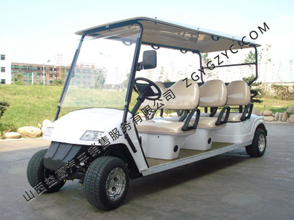 六座高爾夫球車