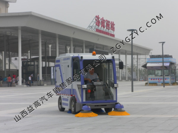 電動(dòng)清掃車(chē)